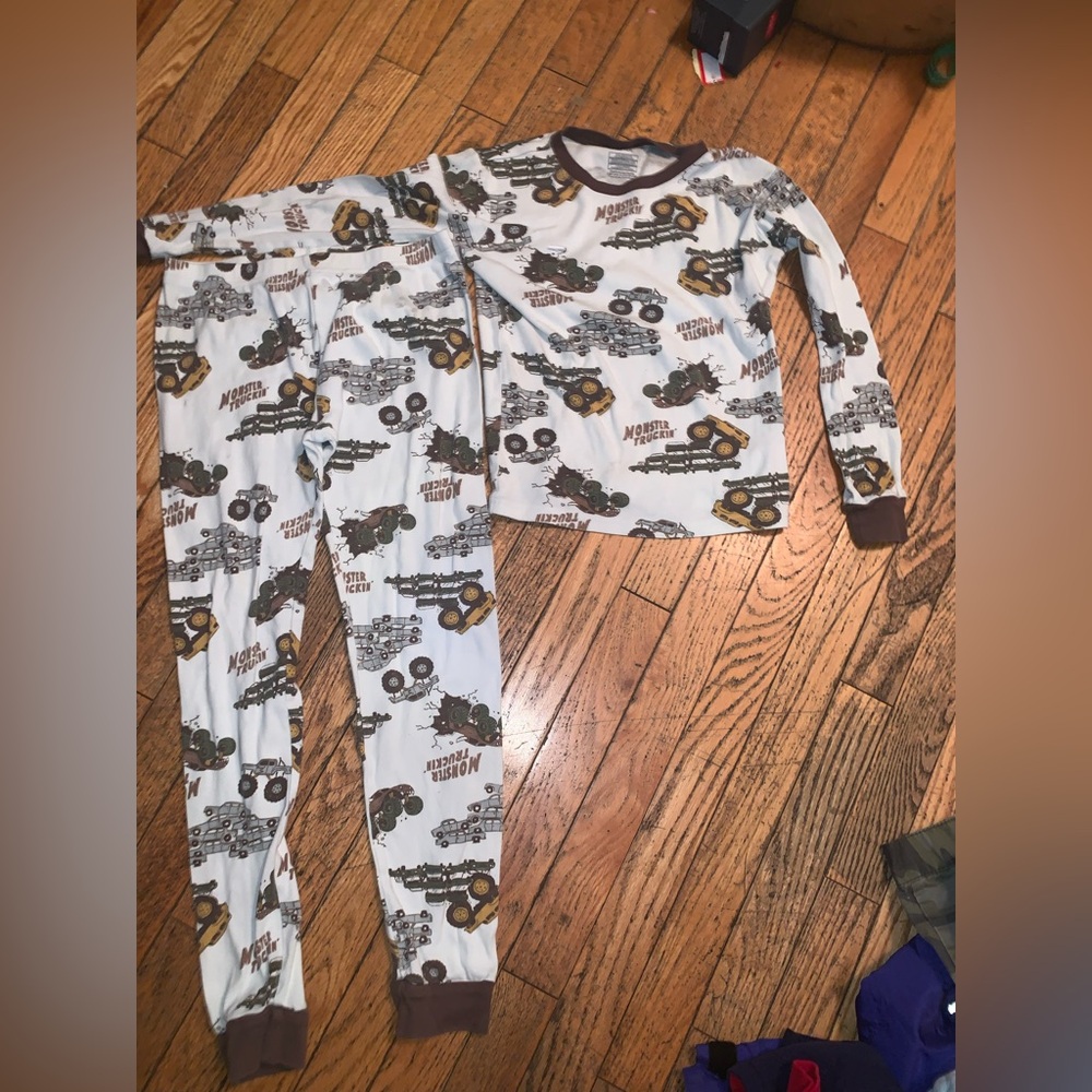 Variety kids pyjamas boys and girls - Picture 3 of 5